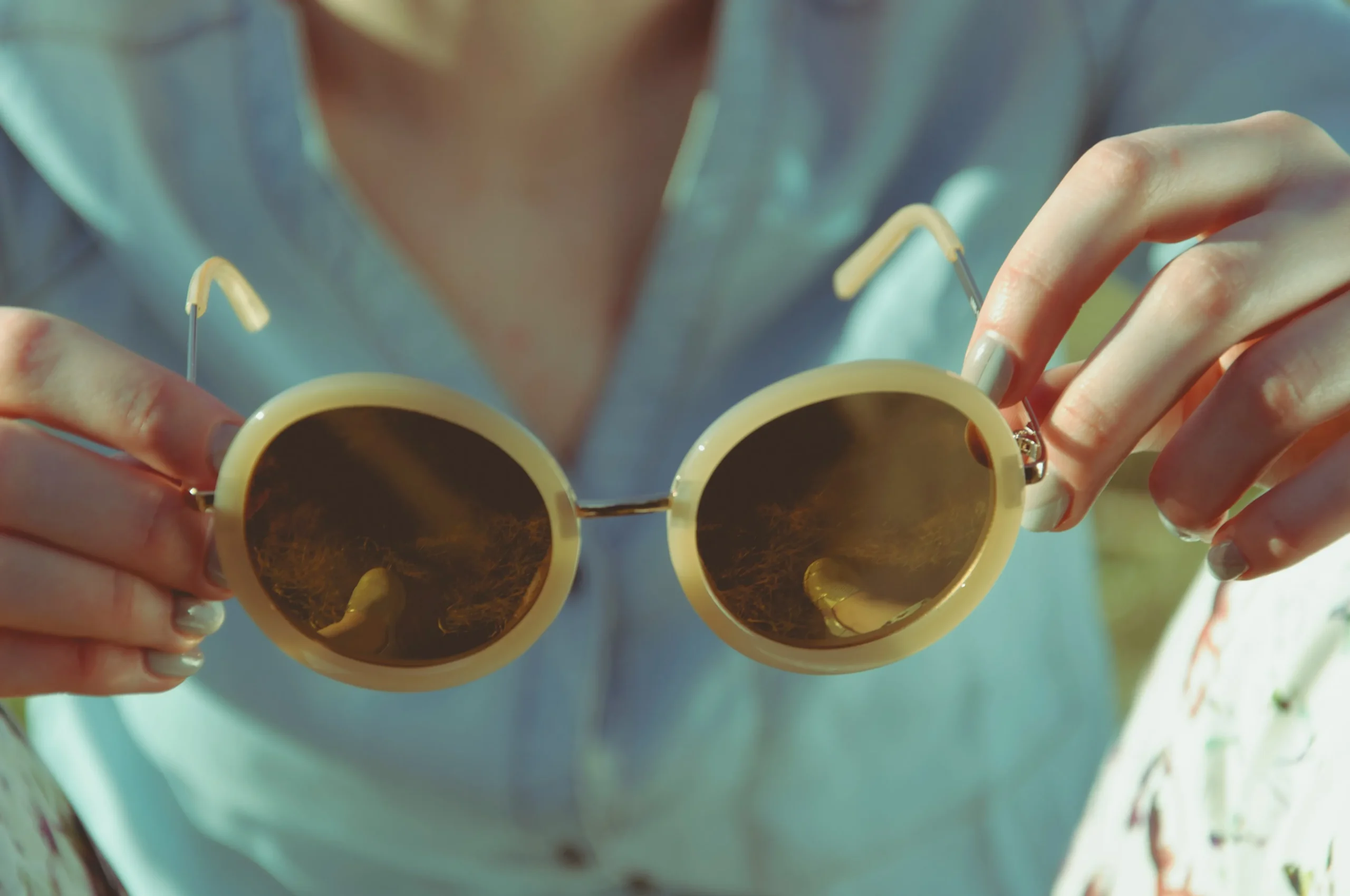clothes styles women mid-article image